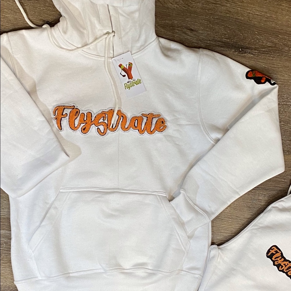 Fly Strate Hustle Queen Jogging Suit